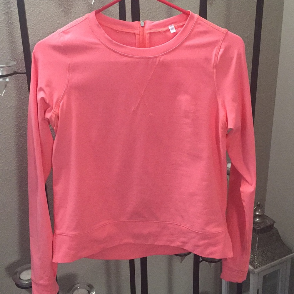 Coral lightweight pullover